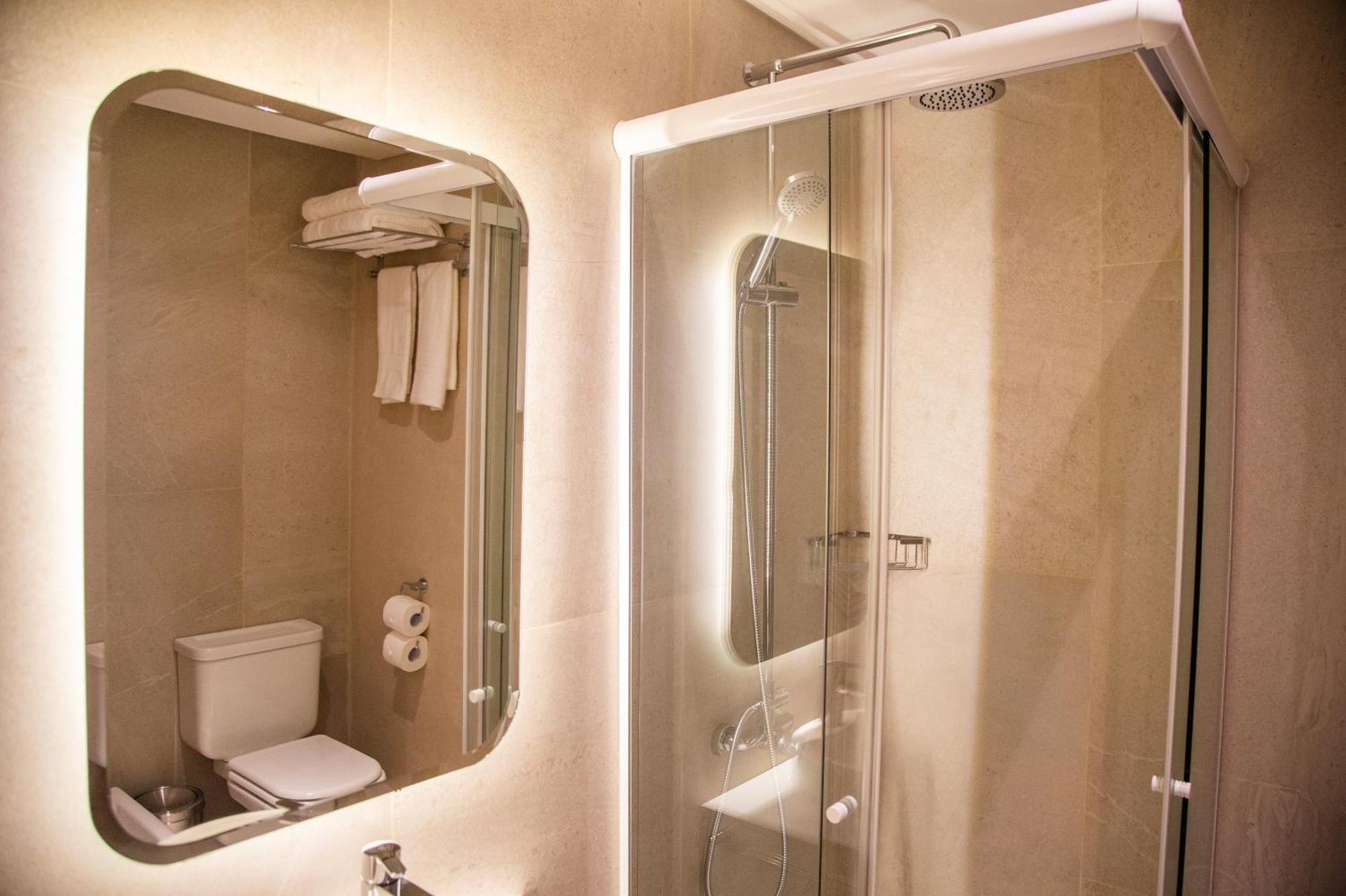 בואנוס איירס Vilon Recoleta Hotel מראה חיצוני תמונה